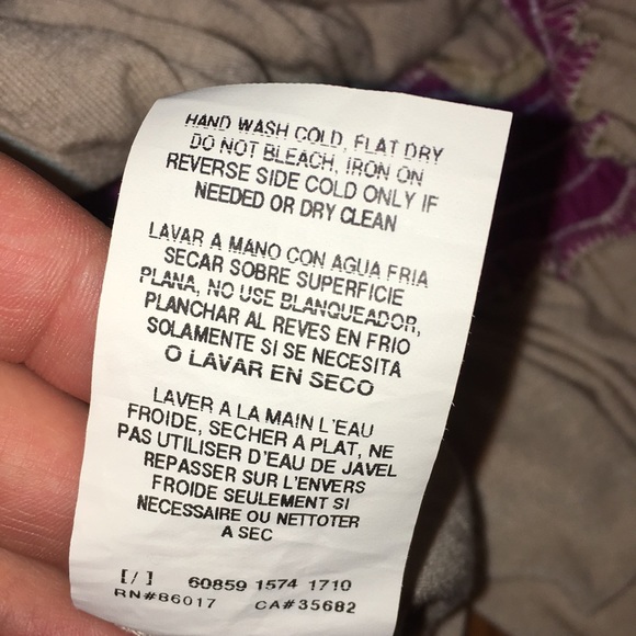 🎉 HOST PICK 🎉 Bebe Color Block Halter Top Size XS - Picture 5 of 5